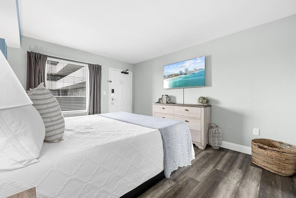 מירטל ביץ' Direct Oceanfront- King Bedroom- Amazing Views/Pools/Hot Tubs/Beach Access/Golf מראה חיצוני תמונה