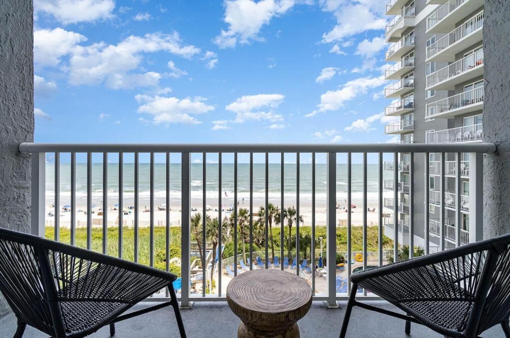 מירטל ביץ' Direct Oceanfront- King Bedroom- Amazing Views/Pools/Hot Tubs/Beach Access/Golf מראה חיצוני תמונה